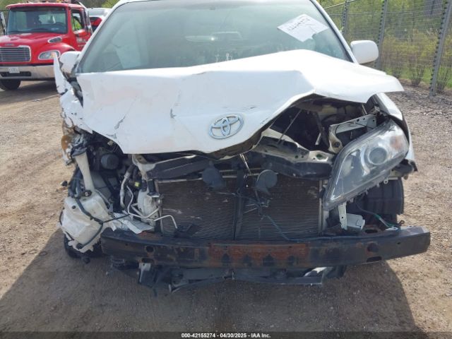 5TDKK3DC0ES439163 Toyota Sienna Le V6 8 Passenger