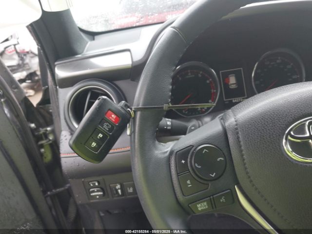 2T3JFREV7HW669529 Toyota RAV4 SE