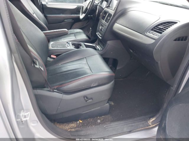 2C4RDGEG1JR282683 Dodge Grand Caravan Gt