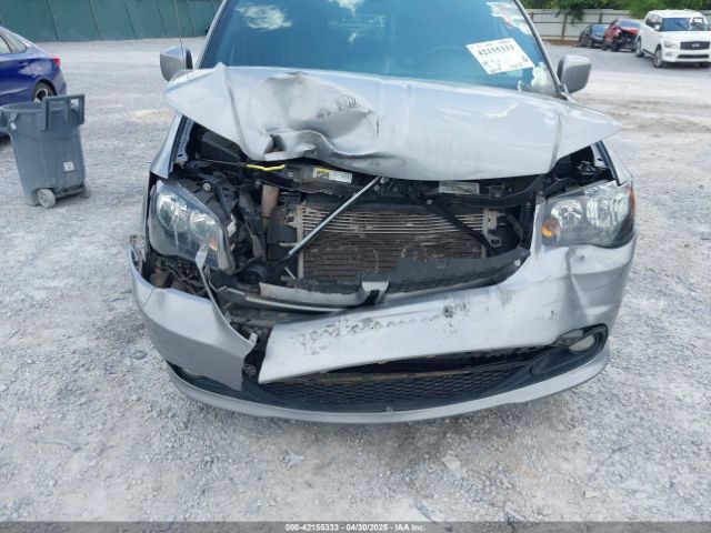 2C4RDGEG1JR282683 Dodge Grand Caravan Gt