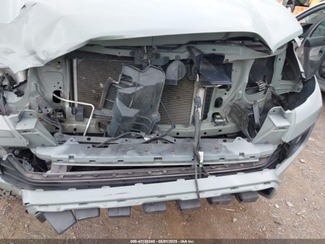 3TMCZ5AN2NM461831 Toyota Tacoma Trd Off Road