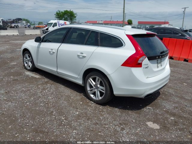 2015 VOLVO V60 YV1612SB1F1209052 Photo 2