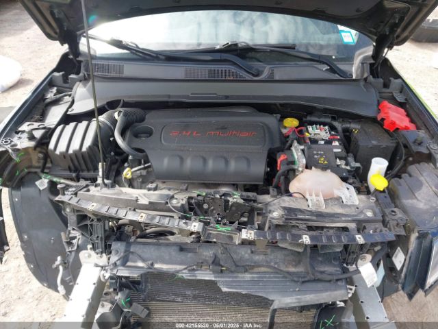 3C4NJDBBXLT256632 Jeep Compass Latitude 4x4