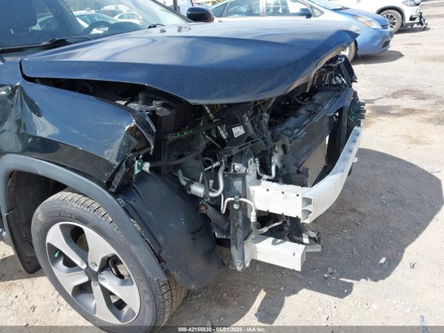 3C4NJDBBXLT256632 Jeep Compass Latitude 4x4