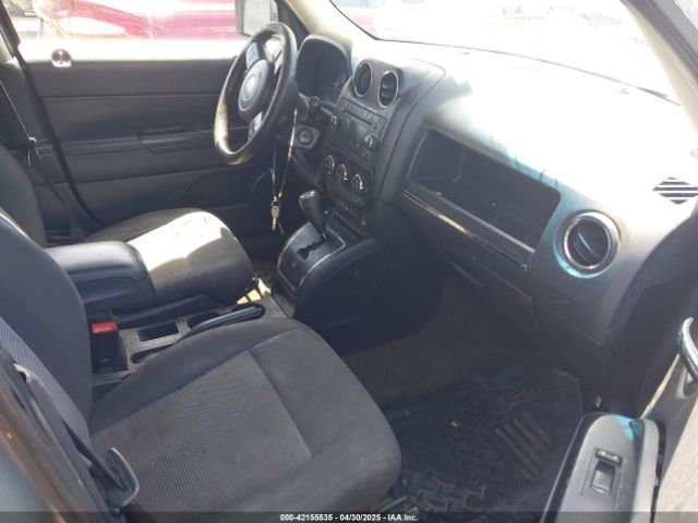 1C4NJPBA4GD589350 Jeep Patriot Sport