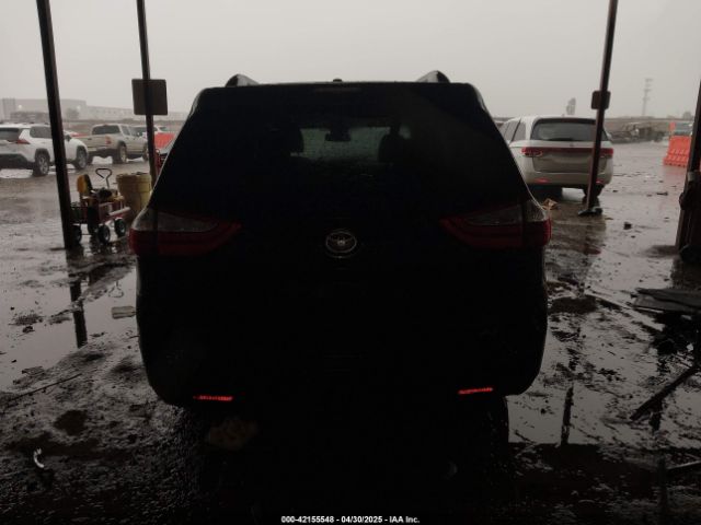 5TDYK3DC0GS701583 Toyota Sienna Xle 8 Passenger
