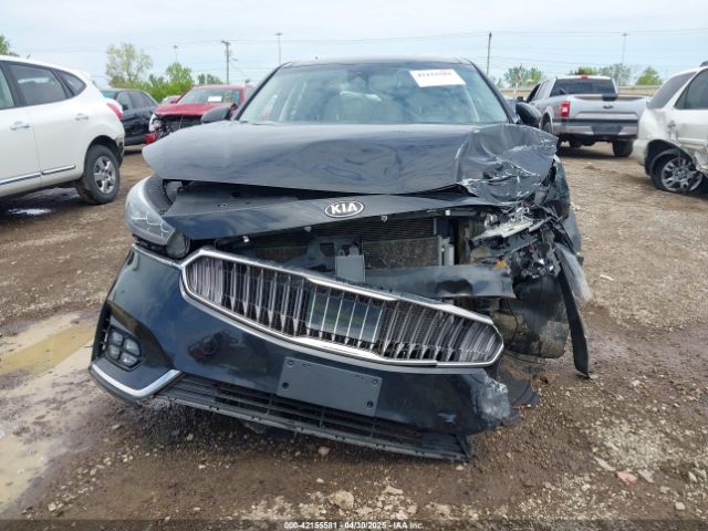 KNALC4J12H5092761 KIA Cadenza Technology