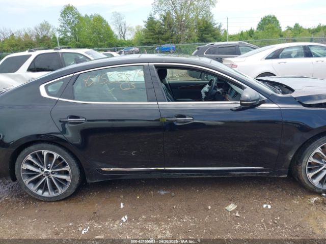 KNALC4J12H5092761 KIA Cadenza Technology