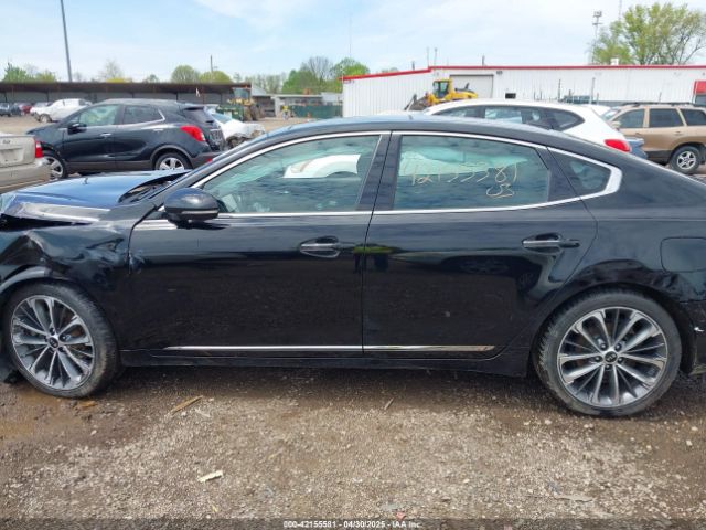 KNALC4J12H5092761 KIA Cadenza Technology