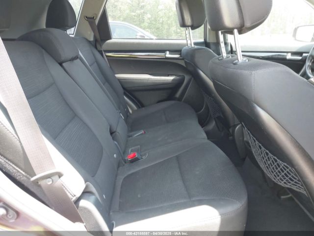 5XYKT3A63EG512485 KIA SORENTO LX