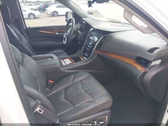 1GYS3HKJ2HR230256 Cadillac Escalade Esv Luxury
