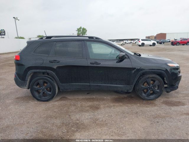 1C4PJLAB2HW641124 Jeep Cherokee