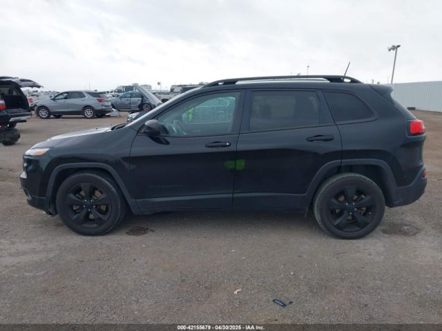 1C4PJLAB2HW641124 Jeep Cherokee