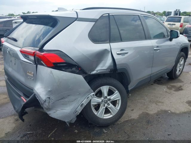 2021 TOYOTA RAV4 2T3W1RFV2MC151021 Photo 3