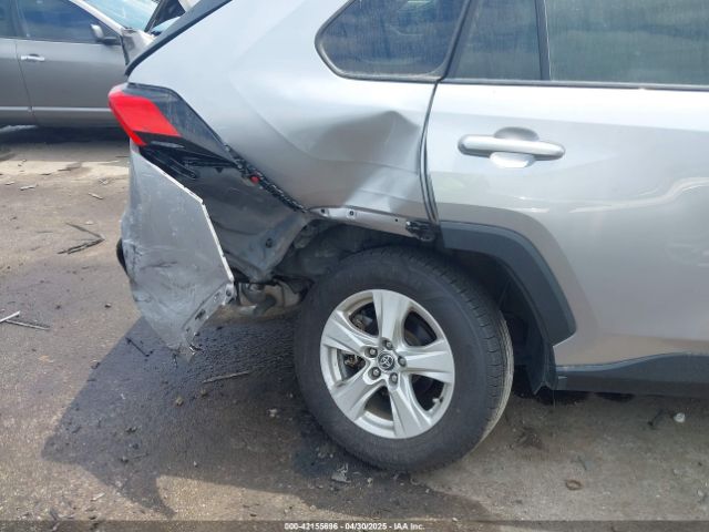 2021 TOYOTA RAV4 2T3W1RFV2MC151021 Photo 5