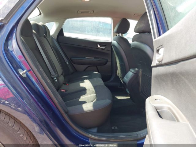 5XXGT4L35KG351393 KIA Optima Lx