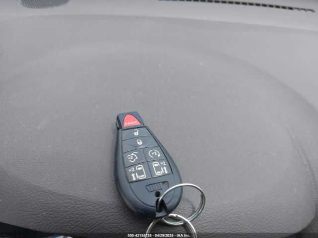 2011 CHRYSLER TOWN & COUNTRY 2A4RR6DG8BR714484 Photo 10