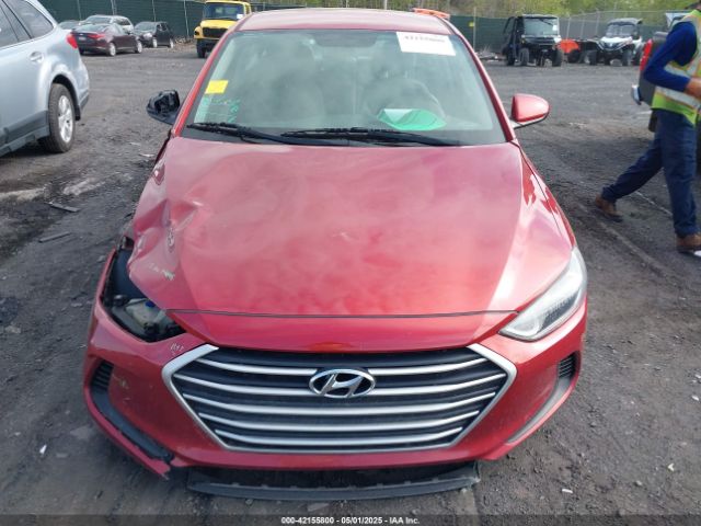 5NPD84LFXJH219666 Hyundai ELANTRA SEL