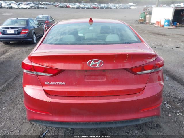 5NPD84LFXJH219666 Hyundai ELANTRA SEL