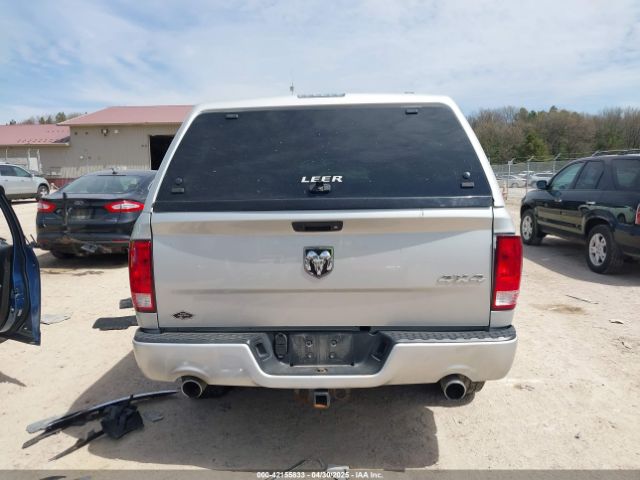 1C6RR7FT8HS611392 RAM 1500 Express  4x4 6'4 Box