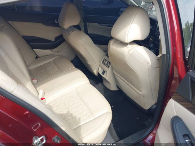 1N4AA6AP1JC393299 Nissan Maxima 3.5 Platinum