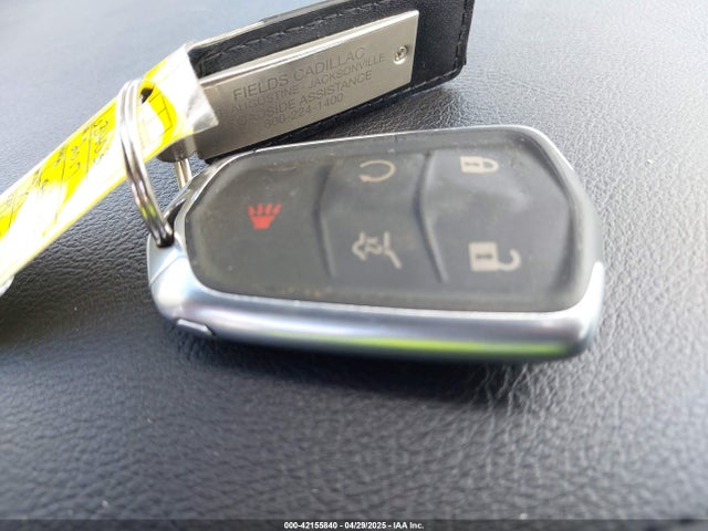 2017 CADILLAC XT5 1GYKNBRS0HZ116875 Photo 10