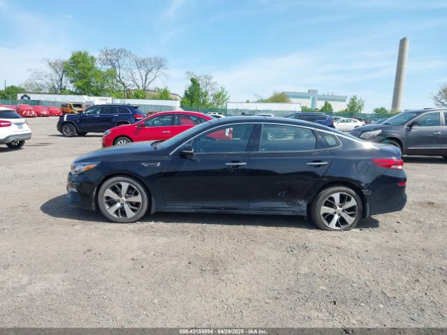 5XXGT4L32KG284509 KIA Optima S