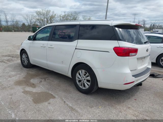KNDMB5C19G6175576 KIA SEDONA LX