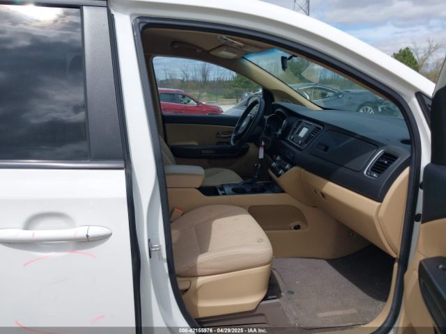 KNDMB5C19G6175576 KIA SEDONA LX