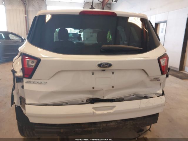 1FMCU9GDXKUA97147 Ford ESCAPE SE