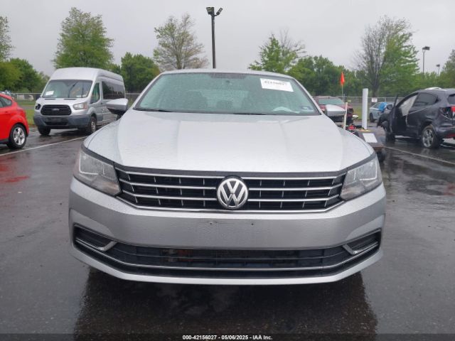 1VWAT7A38HC064419 Volkswagen Passat 1.8t S