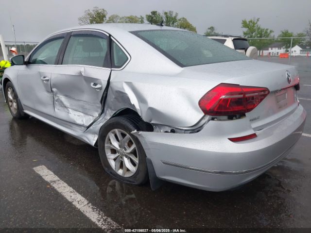 1VWAT7A38HC064419 Volkswagen Passat 1.8t S