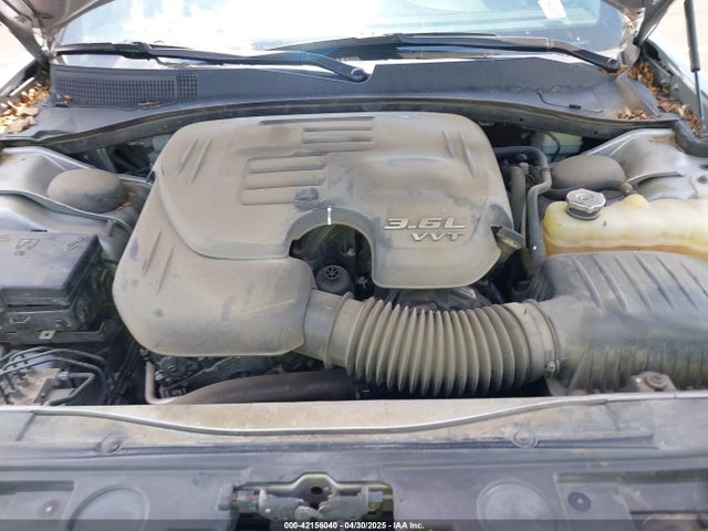 2C3CCABG1FH749693 Chrysler 300 300s