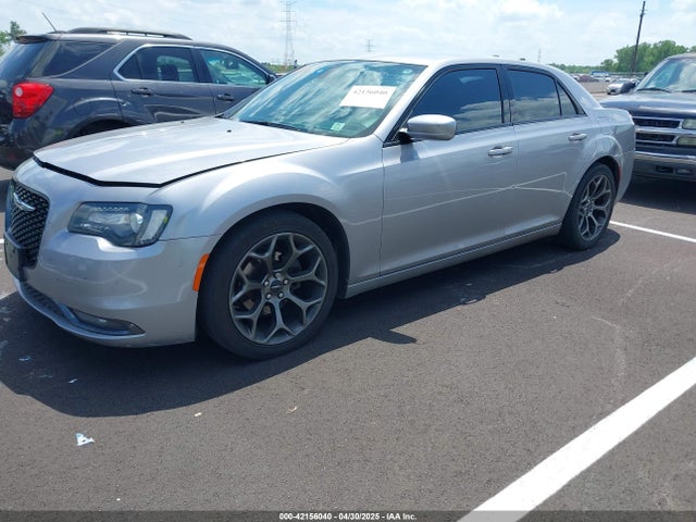2C3CCABG1FH749693 Chrysler 300 300s