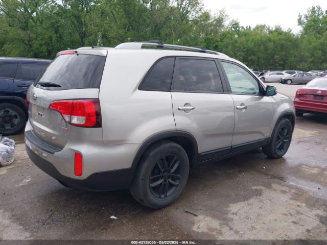 5XYKTCA63EG531280 KIA SORENTO LX