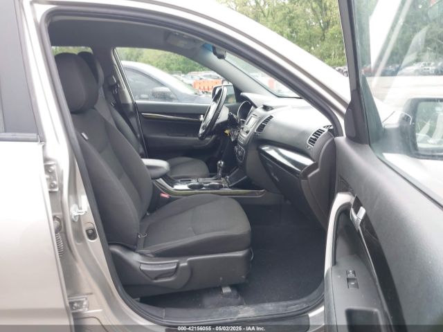 5XYKTCA63EG531280 KIA SORENTO LX