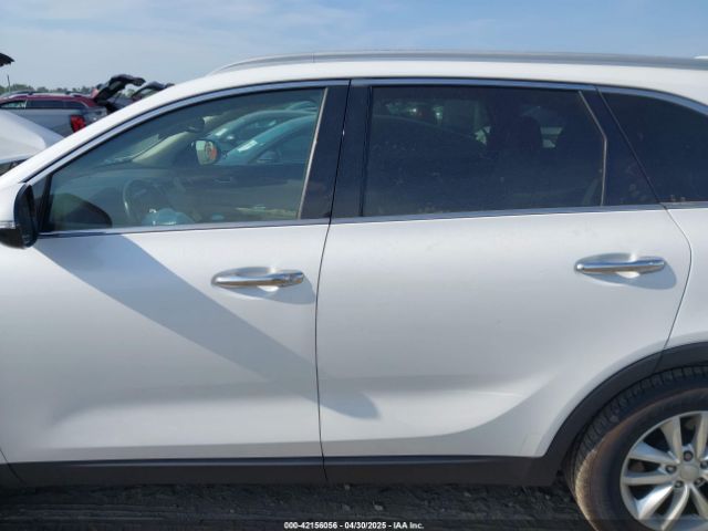 5XYPG4A52JG396603 KIA Sorento 3.3l Lx