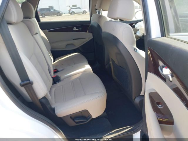 5XYPG4A52JG396603 KIA Sorento 3.3l Lx