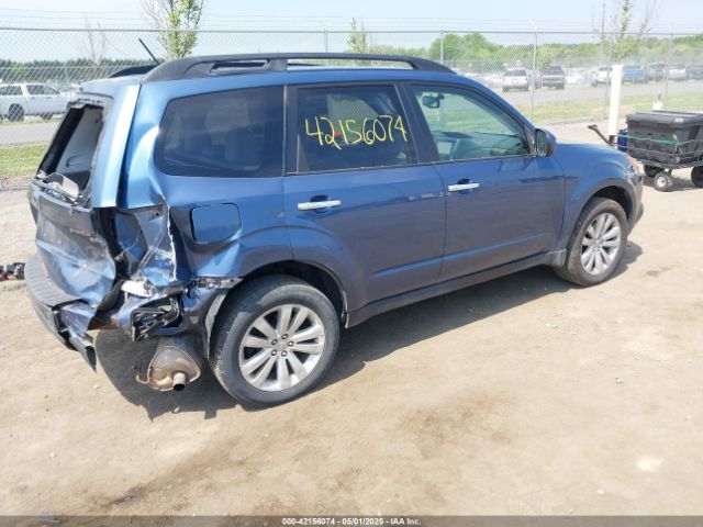 2013 SUBARU FORESTER JF2SHADC2DH442539 Photo 3