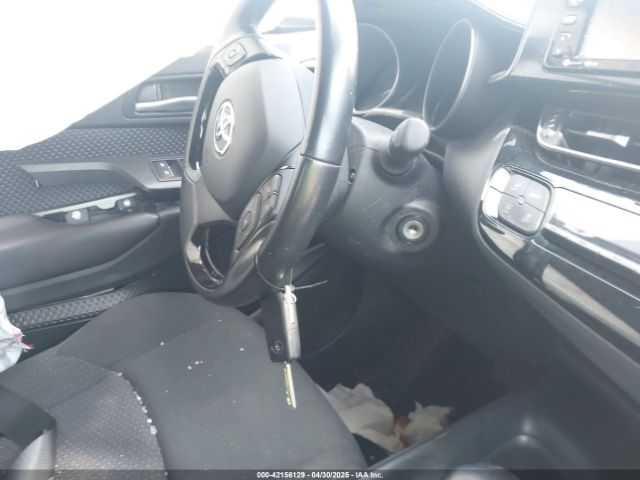 NMTKHMBX2JR026180 Toyota C-HR XLE