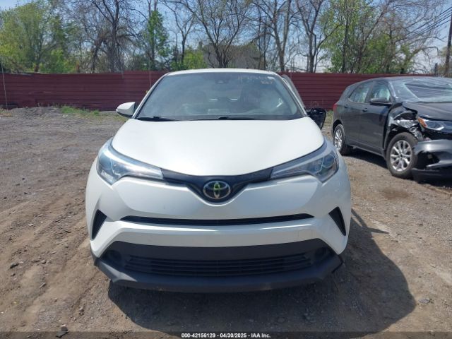 NMTKHMBX2JR026180 Toyota C-HR XLE
