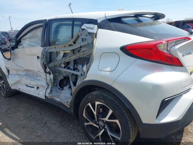 NMTKHMBX2JR026180 Toyota C-HR XLE