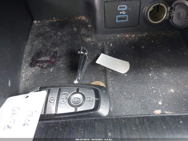 1FMCU9G66NUB20350 Ford ESCAPE SE