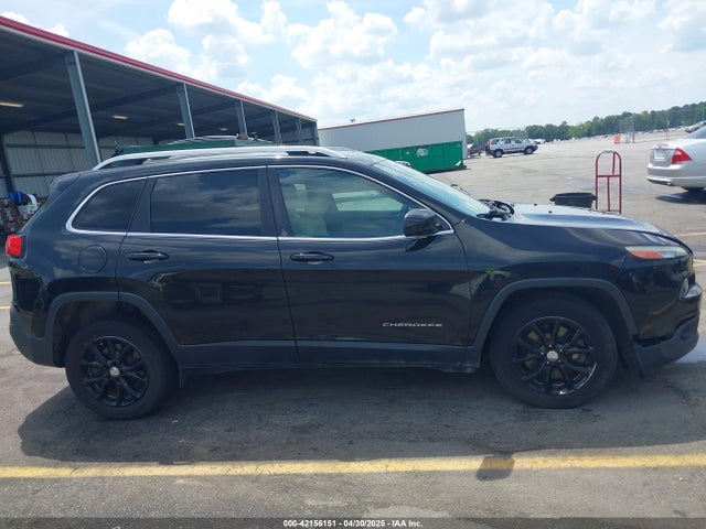 1C4PJLCSXGW135956 Jeep Cherokee Latitude
