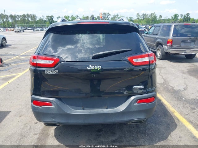 1C4PJLCSXGW135956 Jeep Cherokee Latitude