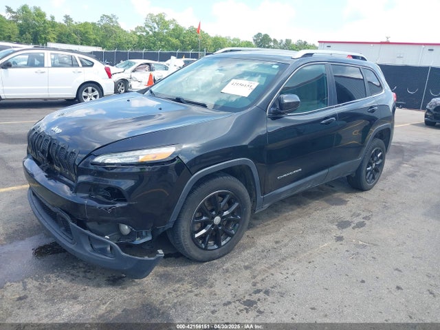1C4PJLCSXGW135956 Jeep Cherokee Latitude