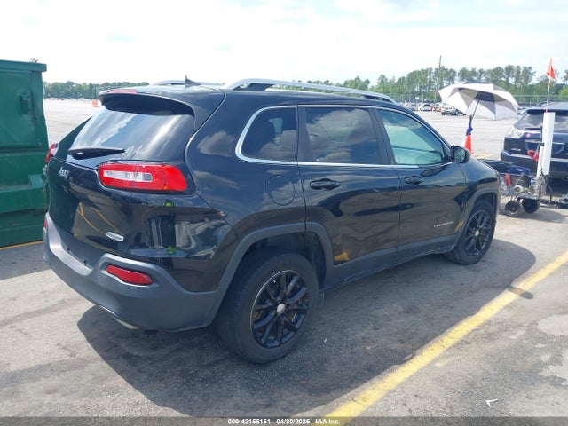 1C4PJLCSXGW135956 Jeep Cherokee Latitude