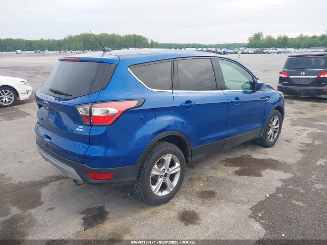1FMCU9GD9HUD02756 Ford ESCAPE SE
