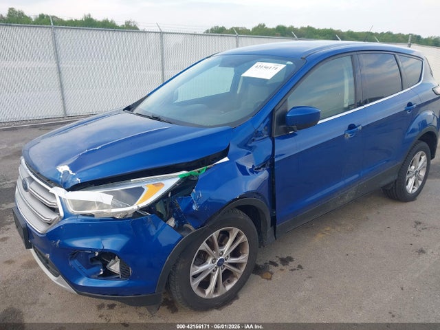 1FMCU9GD9HUD02756 Ford ESCAPE SE