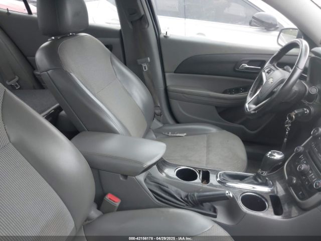 1G11D5SL5FF330664 Chevrolet MALIBU 2LT
